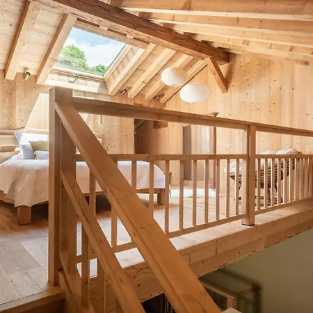 Chalet Le Cellier & *