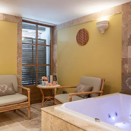 Le Cellier & Chalet Saint-Maximin (Isere)