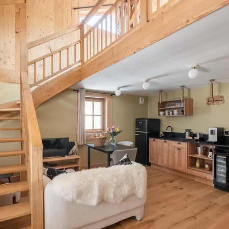 Le Cellier & Chalet Saint-Maximin (Isere)