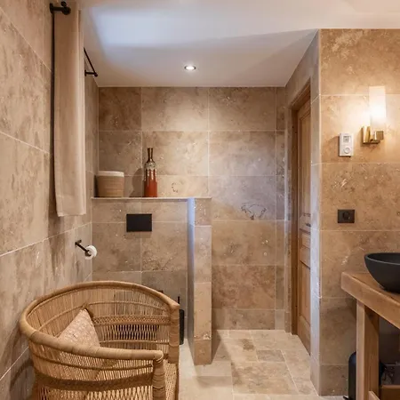 Le Cellier & Chalet Saint-Maximin (Isere)